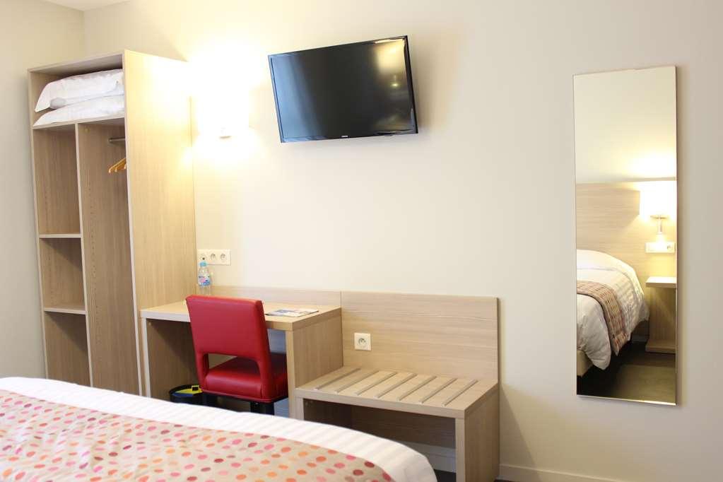 Brit Hotel Brive La Gaillarde - Restaurant La Limousine Malemort Oda fotoğraf