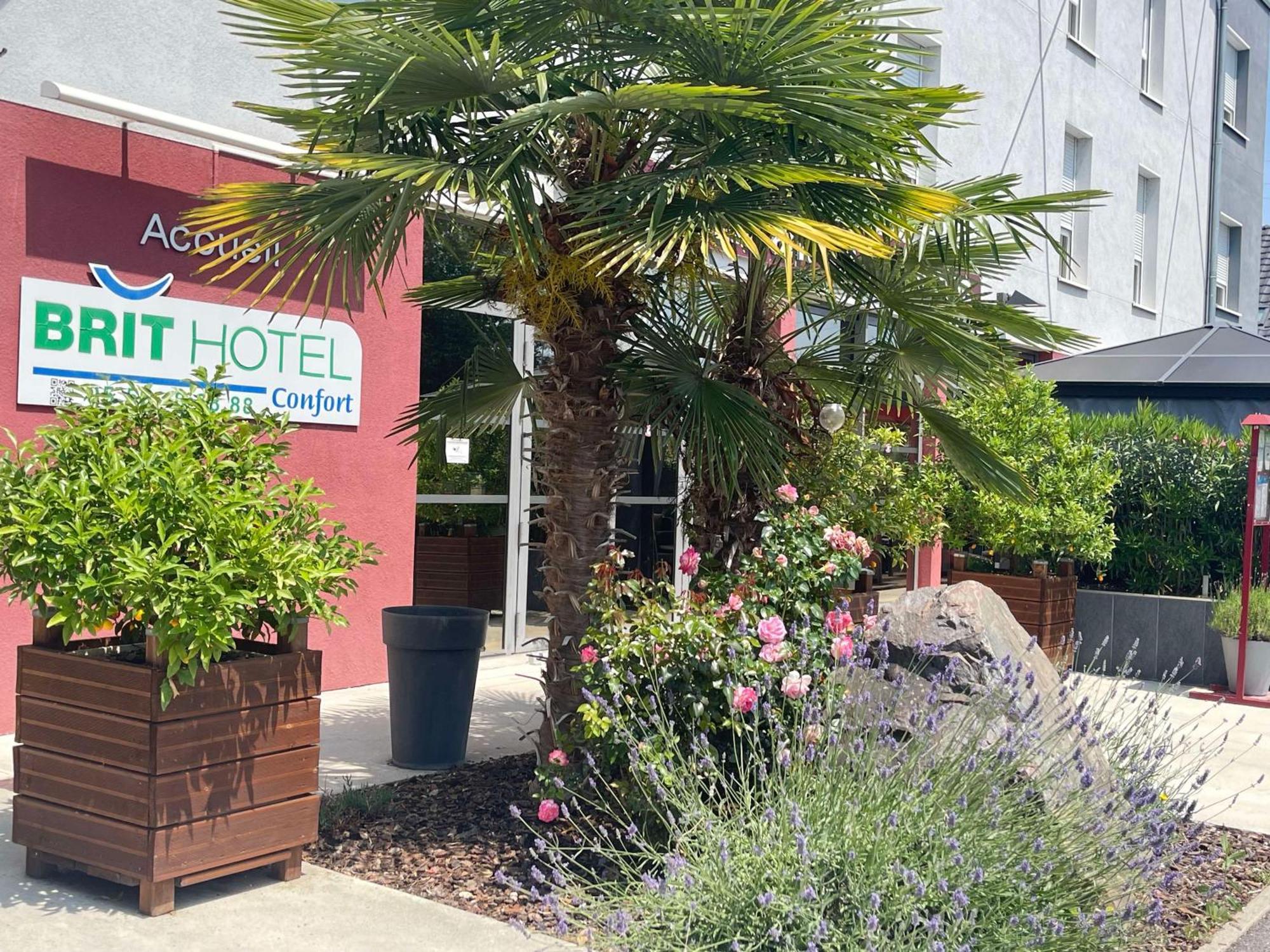 Brit Hotel Brive La Gaillarde - Restaurant La Limousine Malemort Dış mekan fotoğraf