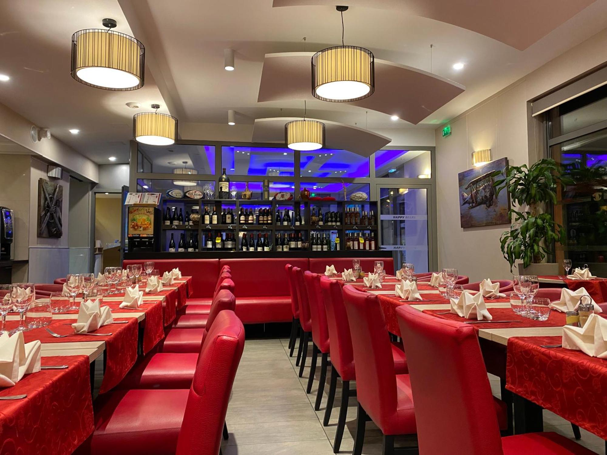 Brit Hotel Brive La Gaillarde - Restaurant La Limousine Malemort Dış mekan fotoğraf