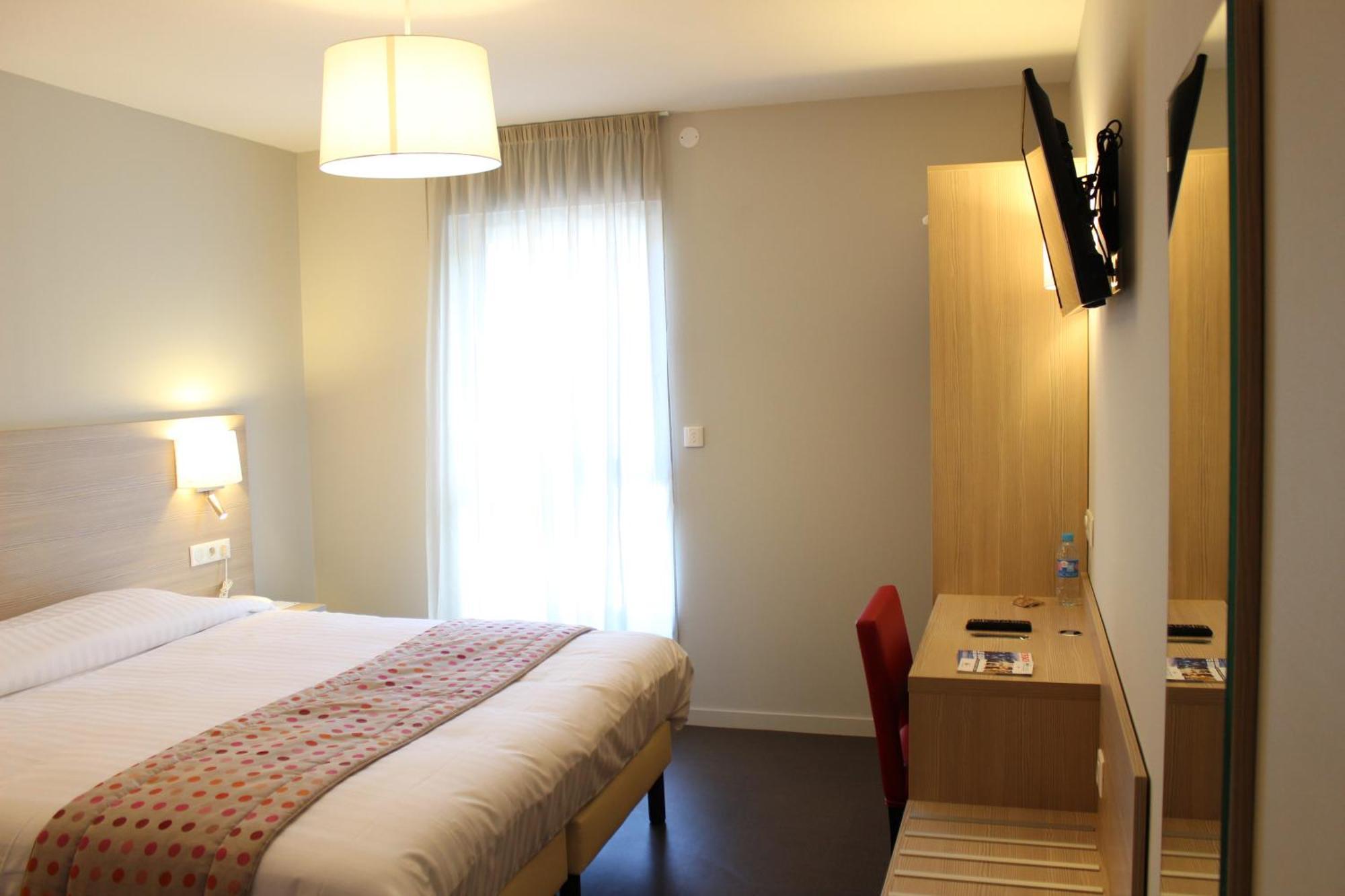 Brit Hotel Brive La Gaillarde - Restaurant La Limousine Malemort Dış mekan fotoğraf