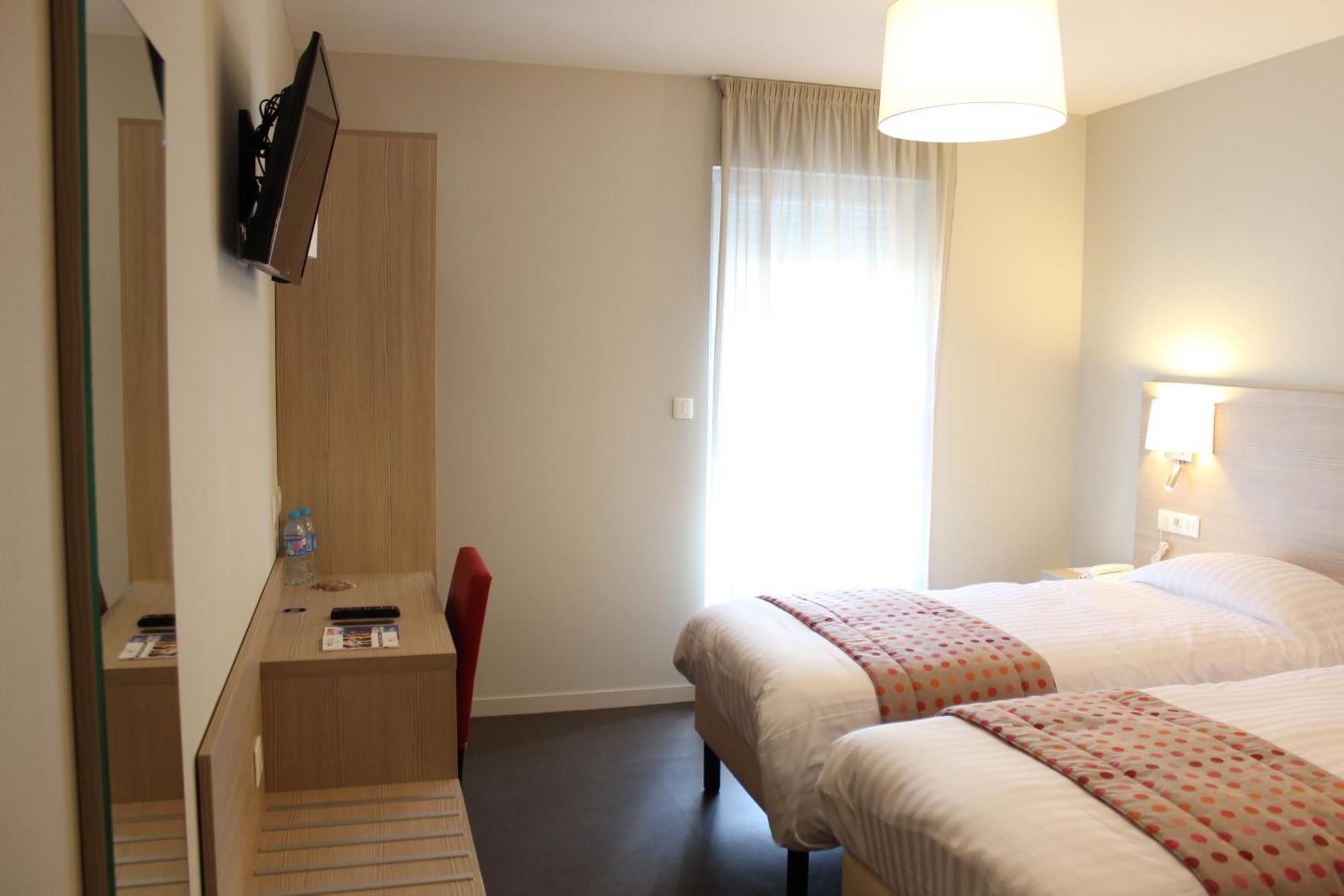 Brit Hotel Brive La Gaillarde - Restaurant La Limousine Malemort Dış mekan fotoğraf